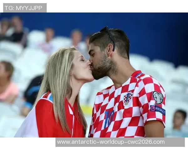 胶州足球比赛精彩纷呈球迷热情高涨共同见证青春与激情的碰撞 胶州足球比赛精彩纷呈球迷热情高涨共同见证青春与激情的碰撞